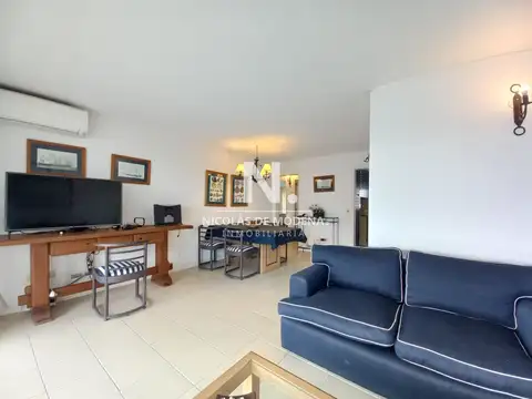 Departamento en venta y alquiler de 2 dormitorios con vista al Puerto