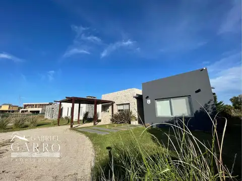 Casa en venta en barrio residencial 1