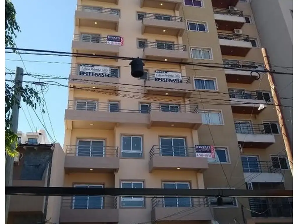 Departamento Monoambiente y Medio Contra Frente Segundo Piso (Actualmente Alquilado)