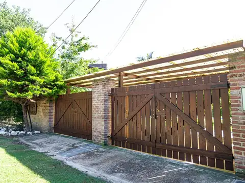 VENTA COMPLEJO DE DUPLEX - COLASTINÉ NORTE