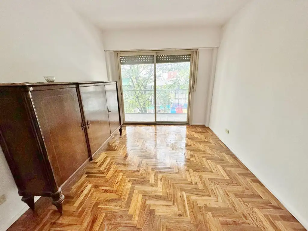 Departamento de 3 ambientes • Alquiler • Juramento 1500