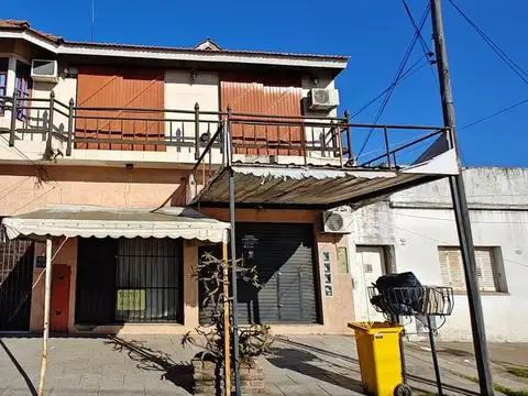 Venta Casa Multifamiliar-Dtos-Locales-Loma Hermosa