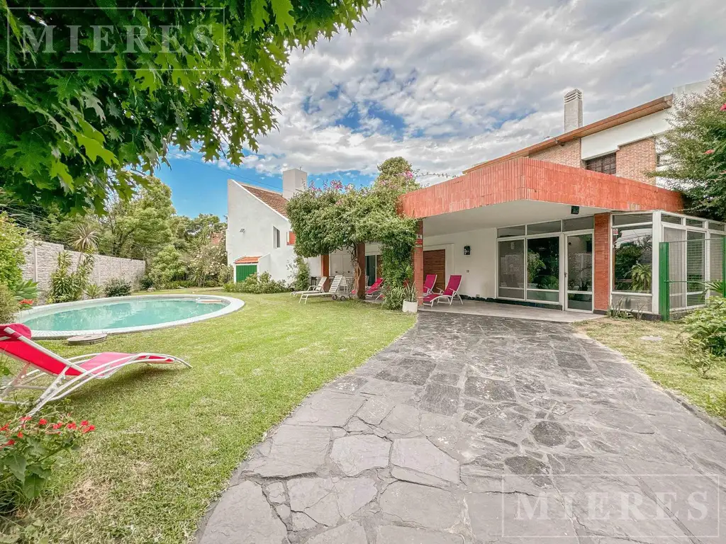 Casa en venta en Las Lomas-Santa Rita