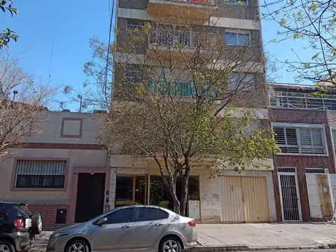 VENTA DEPARTAMENTO 3 AMBIENTES CON COCHERA- FLORES