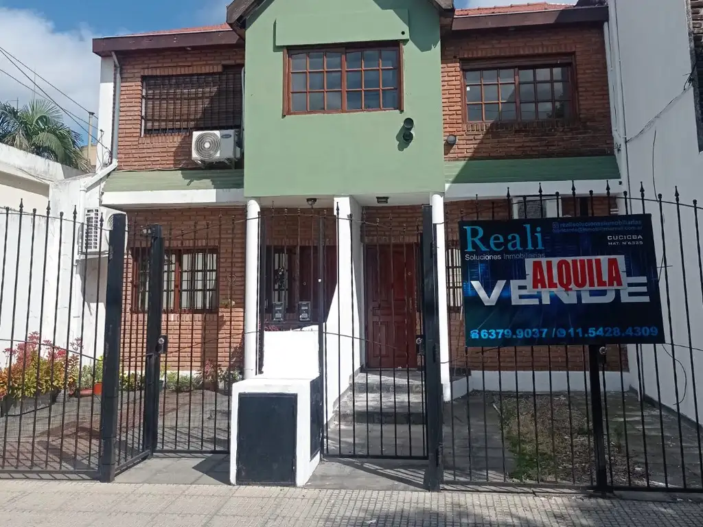 Alquiler duplex - Martin Fierro 5549 (Monte Castro)