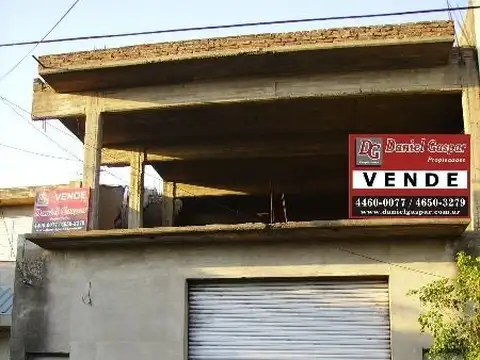 EXCELENTE ZONA - DEPÓSITO DE 100 M2 Y EN PA. DEPTO. A TERMINAR CON PLANOS APROBADOS