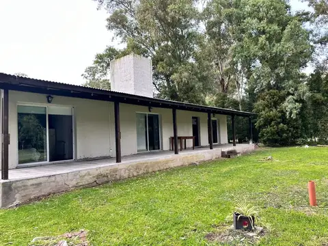 VENTA CASA 4 AMBIENTES LA ARMONÍA LOTE DE 1170 M2