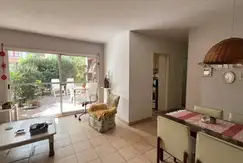 Departamento en venta de 3 ambientes con jardin Martinez