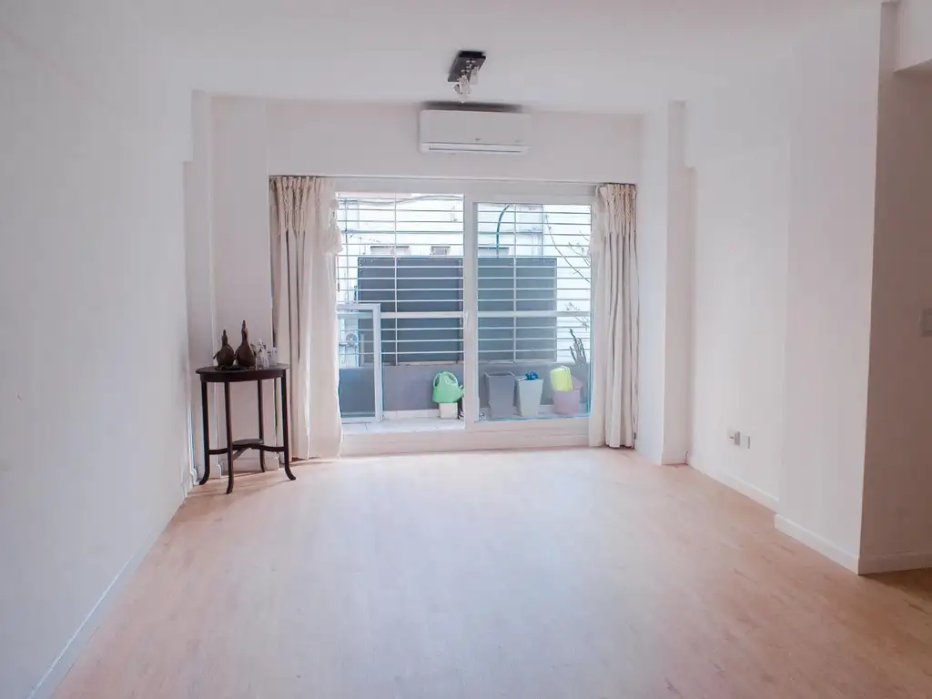 Venta departamento de 3 ambientes - CABALLITO