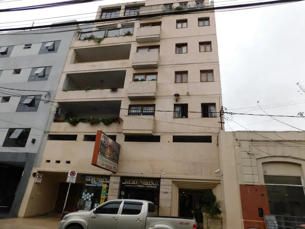 HERMOSO DEPARTAMENTO S/ALVARADO 620 ZONA CENTRO