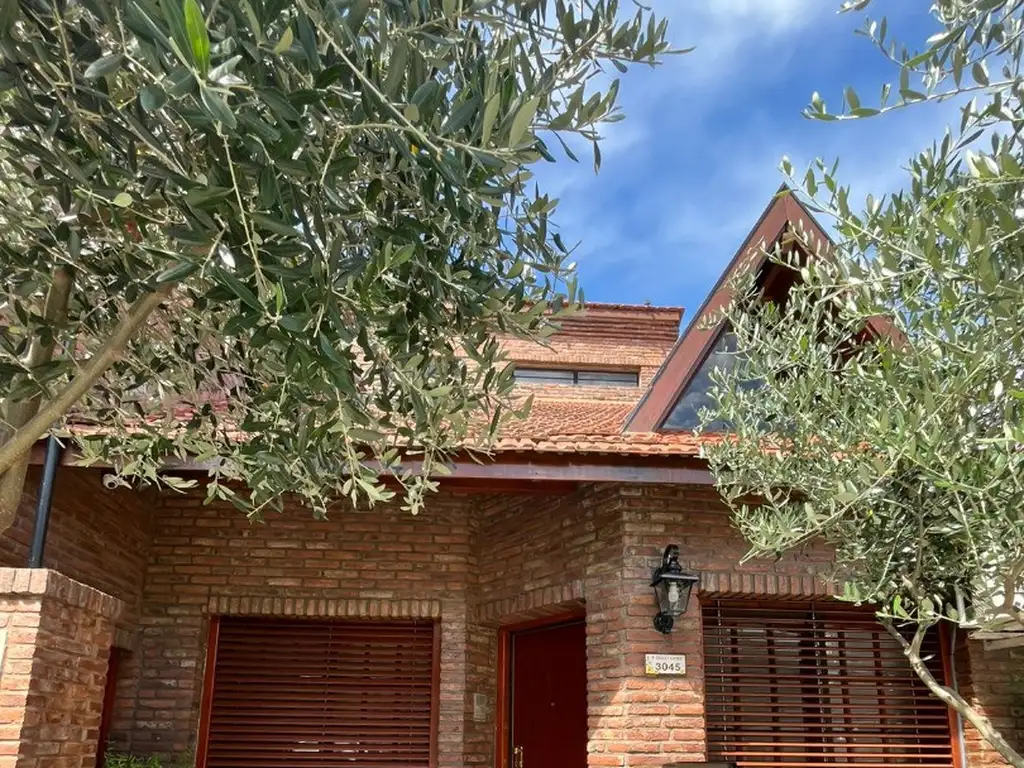 Casa en Venta, 6 Ambientes, Olivos, Vicente Lopez