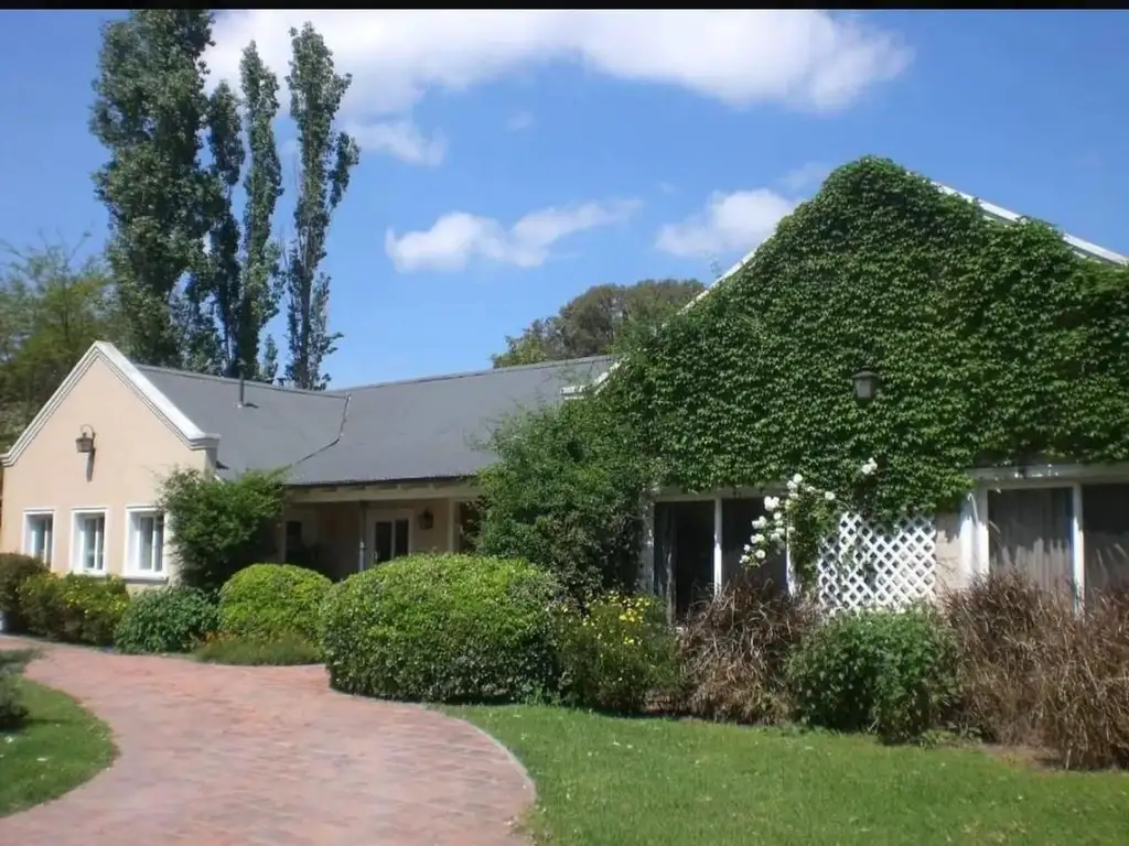 Casa - Alquiler - Argentina, Ituzaingó - Presidente Peron 10200