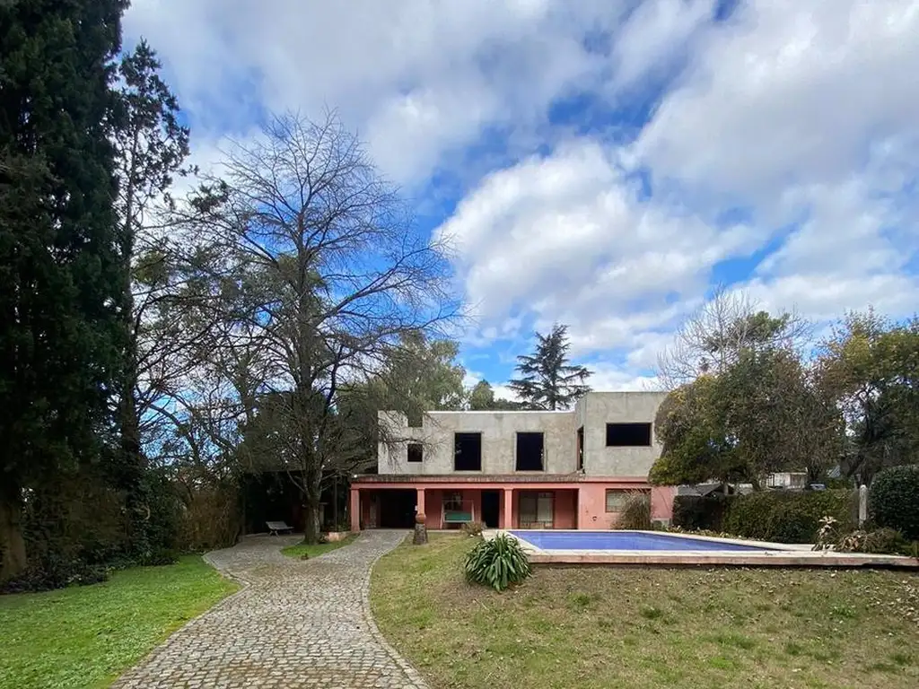 CASA A LA VENTA EN EL CORTIJO