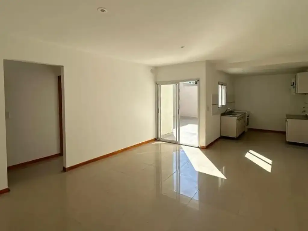 Venta departamento de 2 ambientes en planta baja