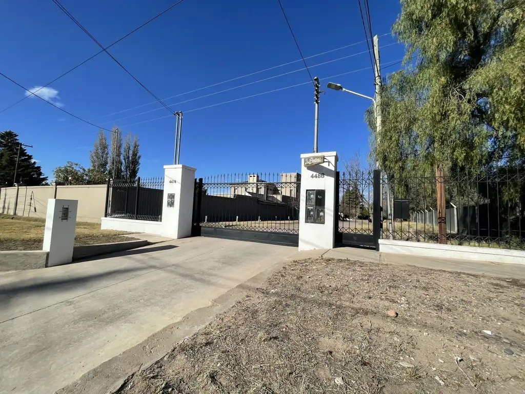 Lote - Venta - Argentina, Lujan De Cuyo - ROQUE SAENZ PEÑA 4400