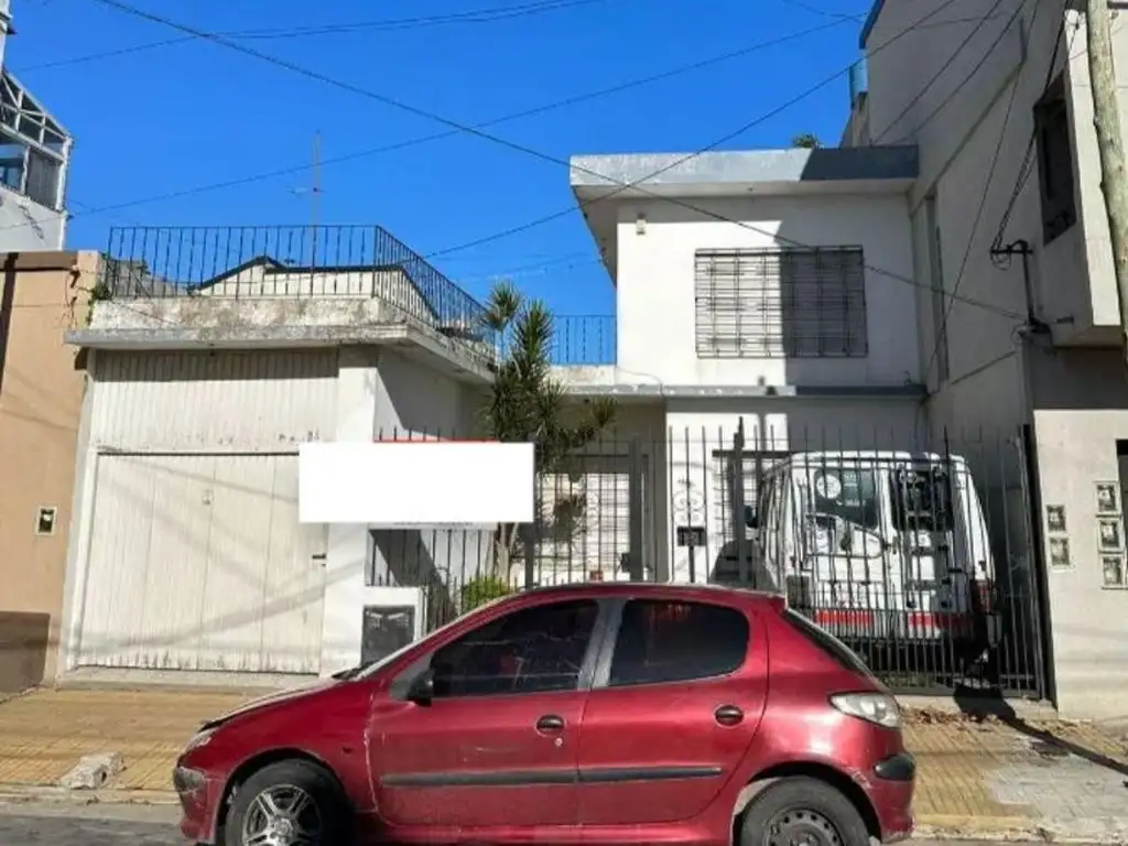 Casa en venta en Berazategui centro