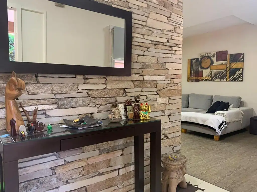 Casa en venta Ituzaingó norte.