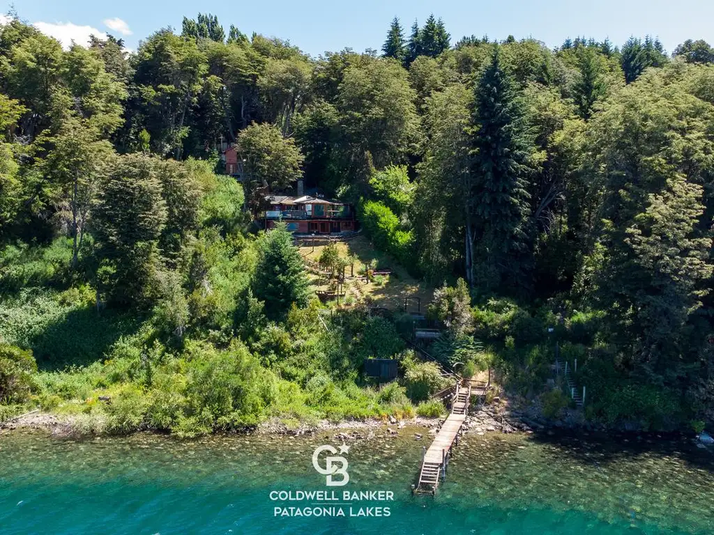 Oportunidad casa en venta con acceso a costa de lago Villa Campanario Bariloche