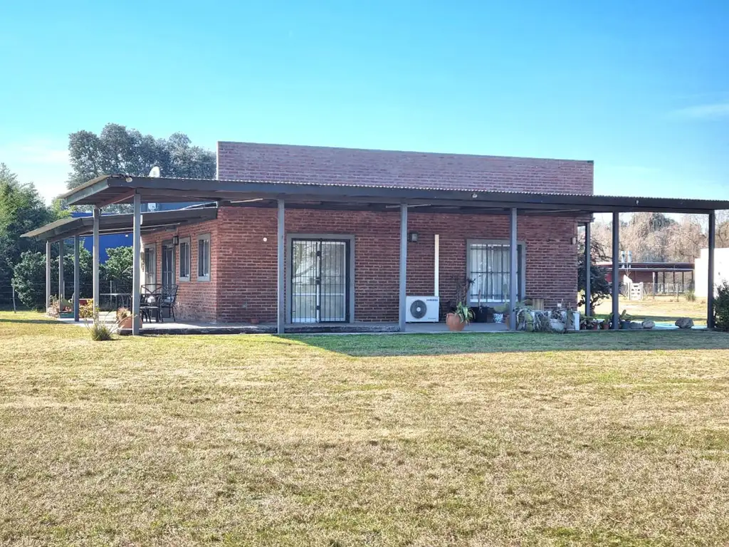 VENTA CASA CLUB DE CAMPO LA RANITA LUJAN