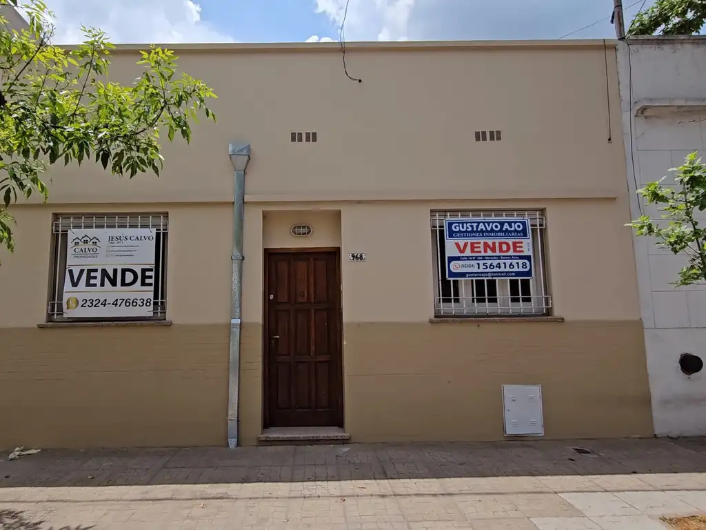 CASA DE EPOCA, LISTA PARA HABITAR