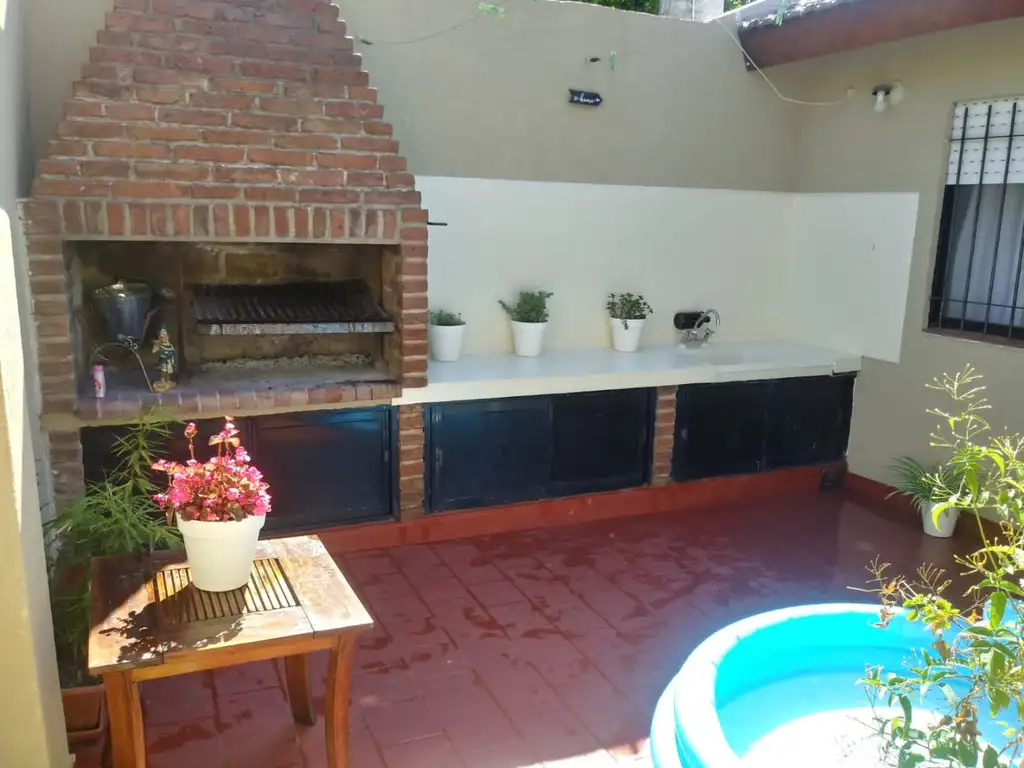 EXCELENTE PH EN DUPLEX RECICLADO 3 AMB + TERRAZA CON PARRILLA