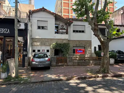 Terreno en excelente zona apto uso comercial.