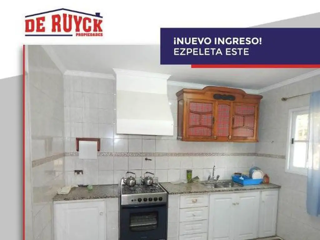 Casa en Venta en Ezpeleta Este