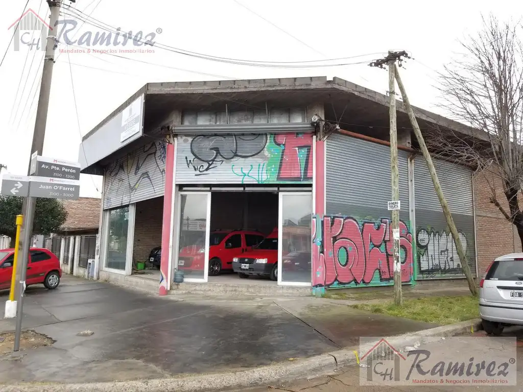 Local comercial 200 m2 sobre Av. Peron, Excelente! - Haedo, Morón