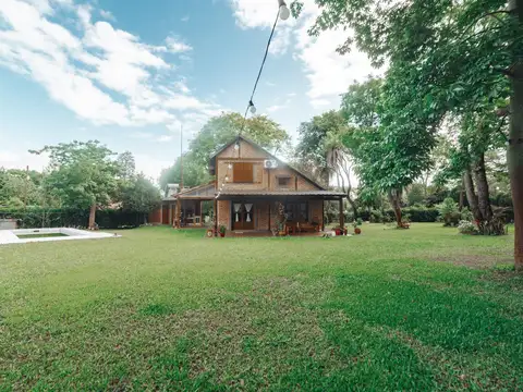 Casa en Colonia Benítez con hermoso terreno 2.000 m2