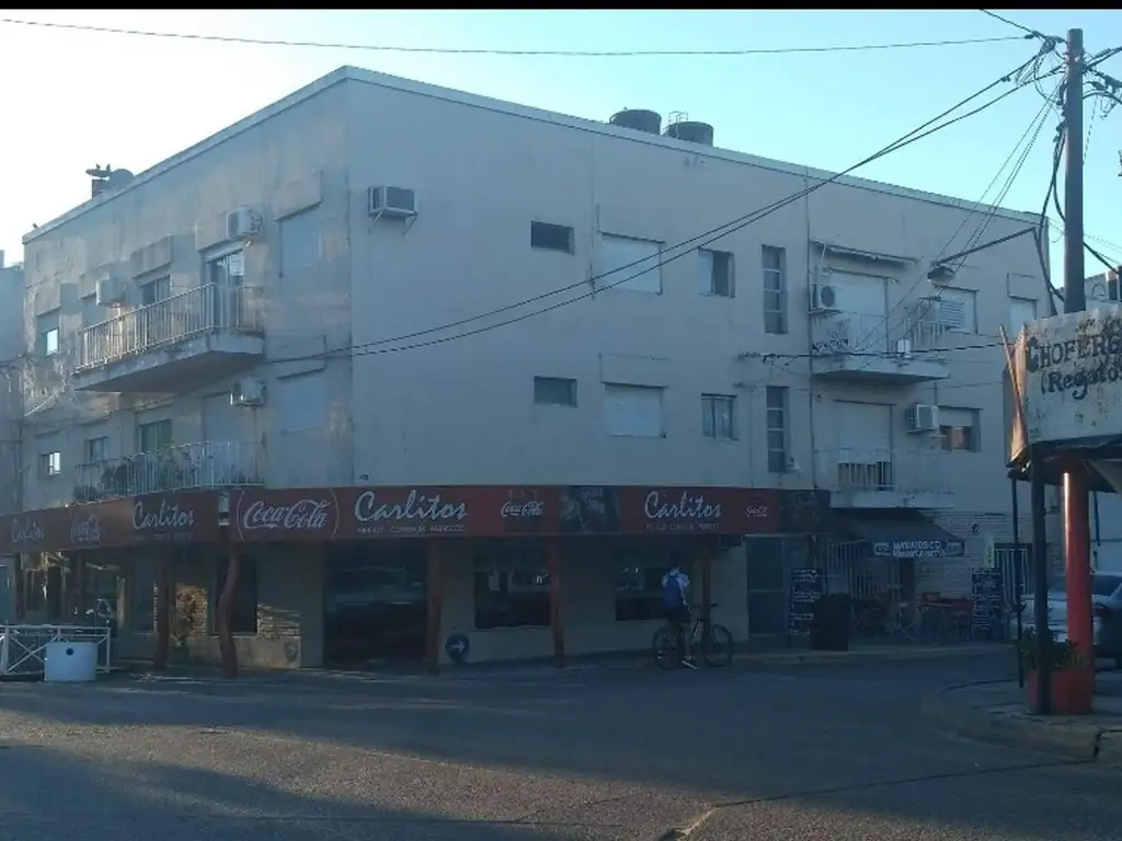 Departamento frente al río Gualeguaychú u$s 55000