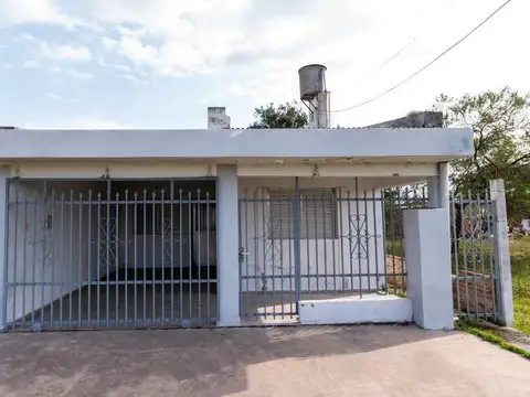 Casa en venta en Villa Ocampo