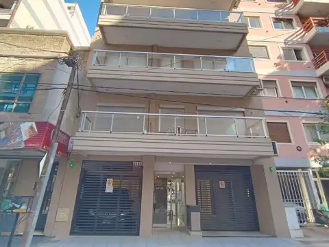 VENDO HERMOSO DEPARTAMENTO CON UBICACIÓN INIGUALABLE