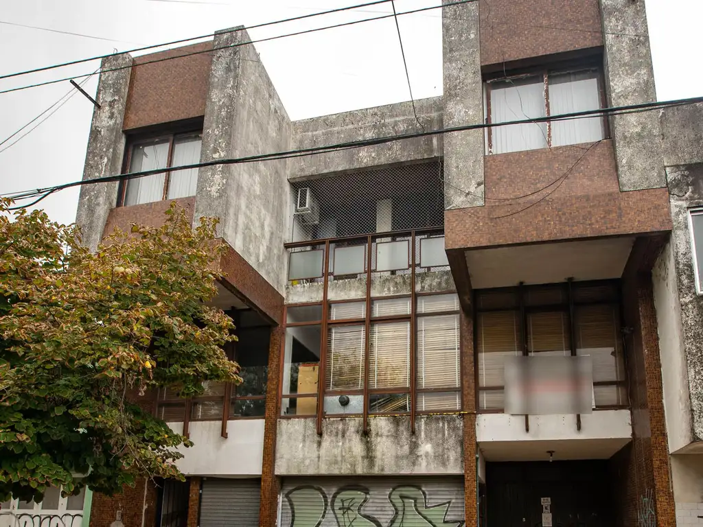 Casa en venta Berisso con local y oficinas