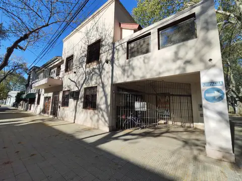 Venta Casa 3 dormitorios  y 3 locales Apto crédito