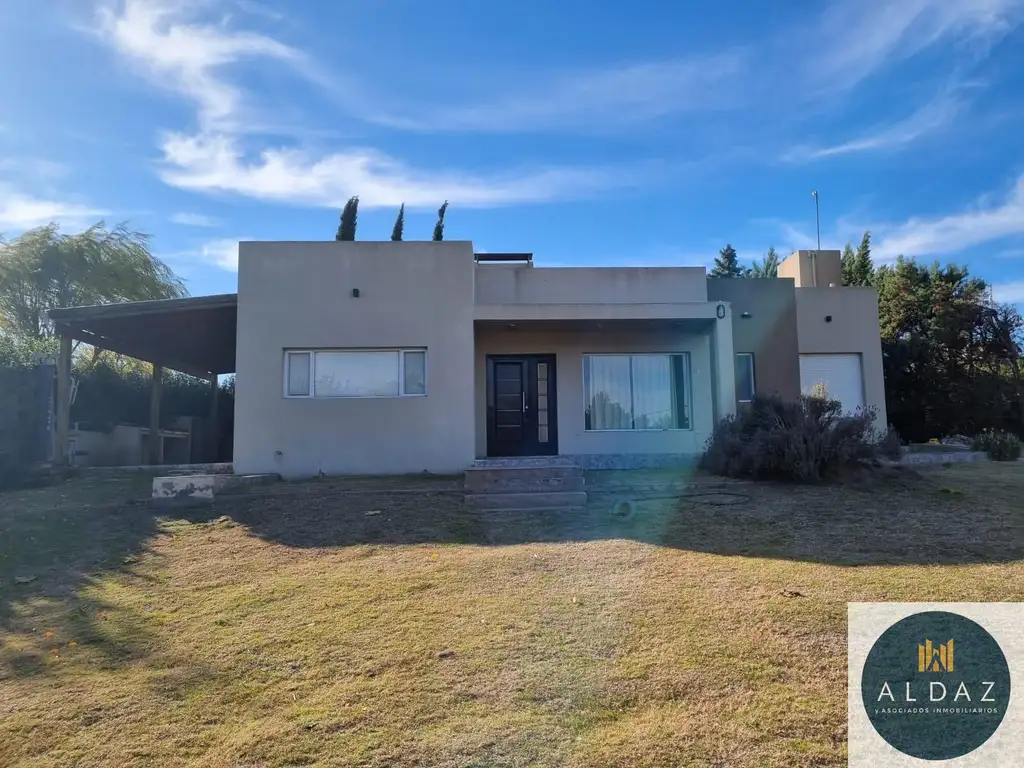 Casa en venta de 3 dormitorios c/ cochera en Punta Alta