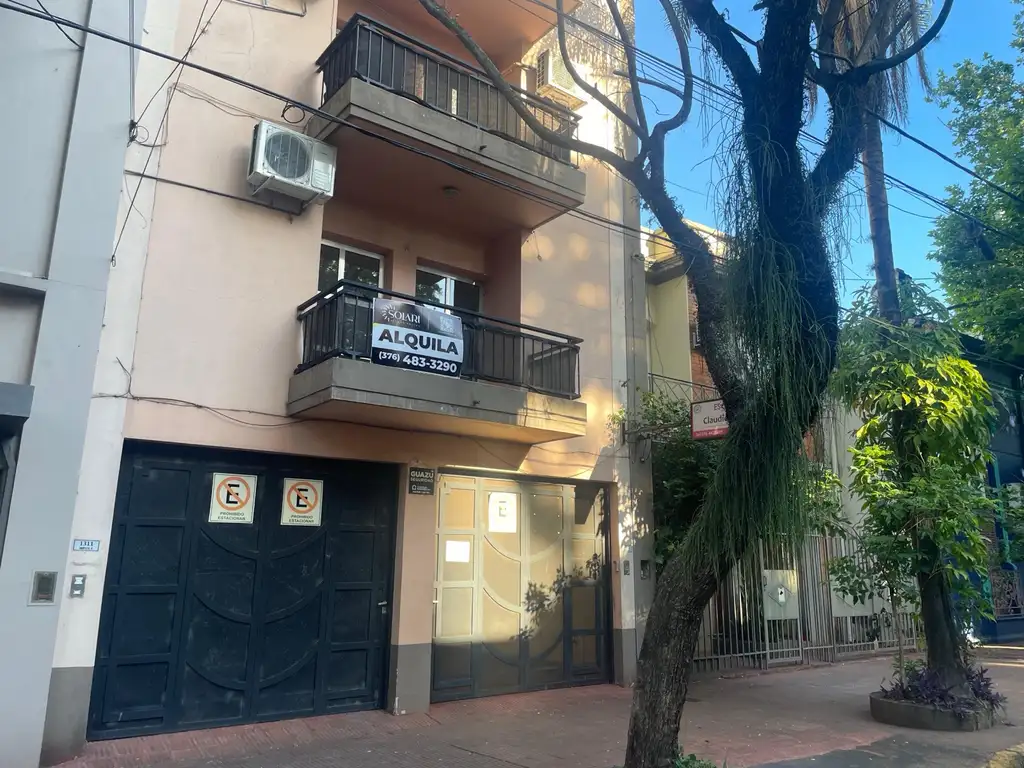 Duplex para oficinas ubicado en calle Colón al 1300