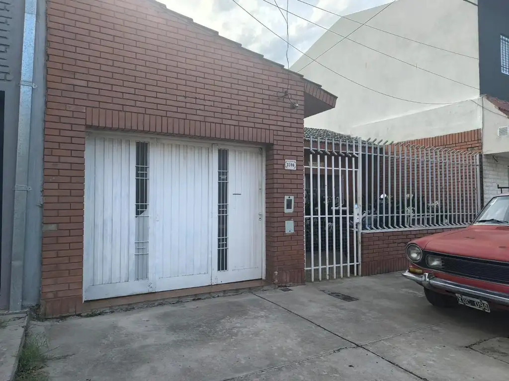 VENTA CASA AL FRENTE- PSJ. SANTA MARIA