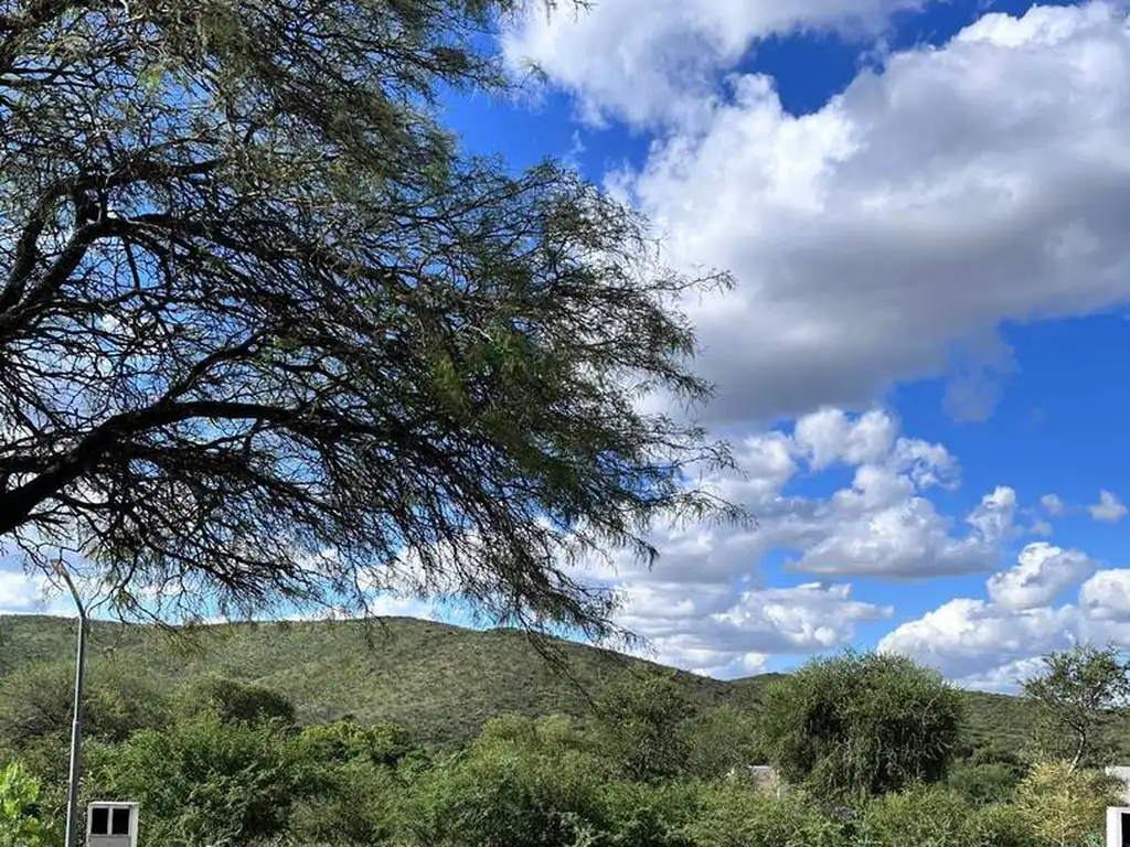 Venta Terreno Colinas de la Deseada