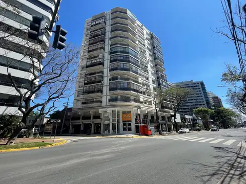 Departamento Semipiso  en Venta en La Lucila, Vicente López, G.B.A. Zona Norte