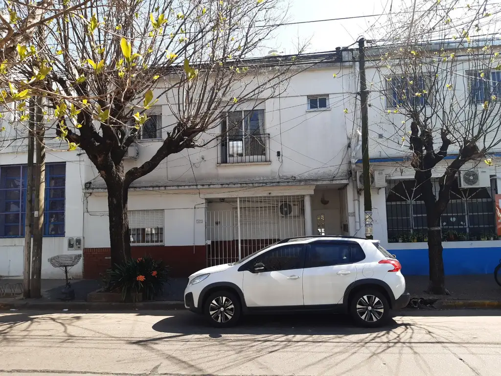 VENTA PH AL FRENTE HAEDO SUR APTA CREDITO