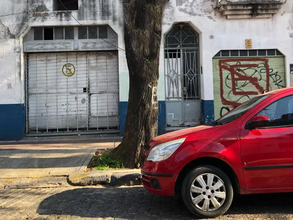 LOTE/CASA A RESTAURAR EN PARQUE PATRICIOS