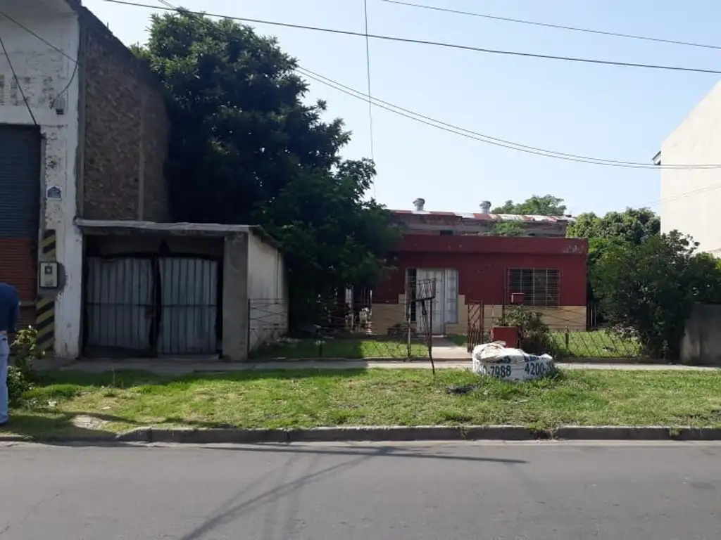 NUEVO VALOR  Lote sobre Avenida, Frente de 13 metros