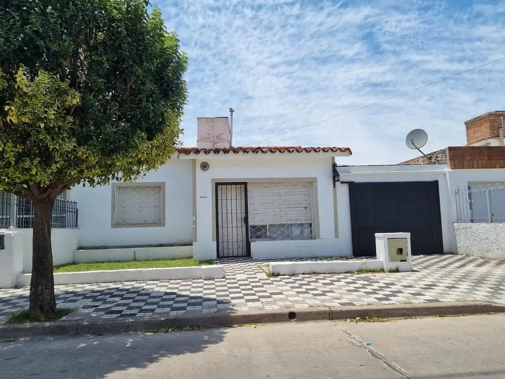 Vendo casa en barrio Empalme, Córdoba.