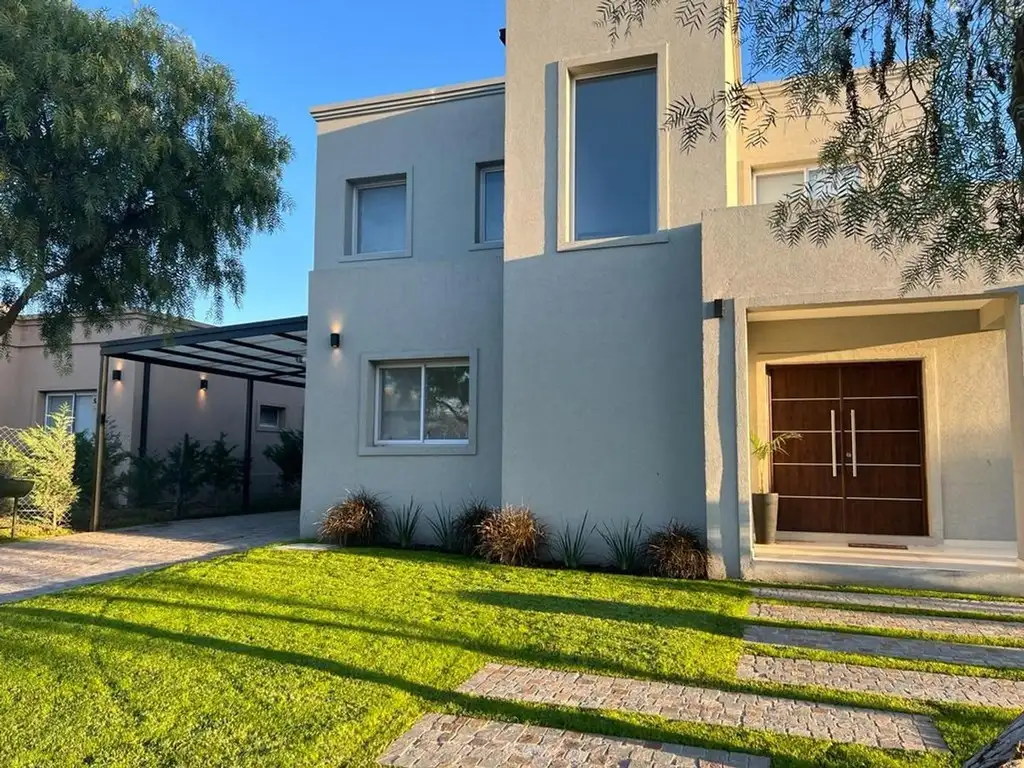 Casa Nueva En Barrio Santa Elena - Pilar del Este