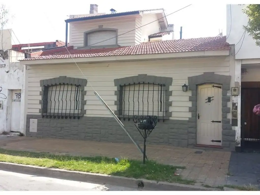 CASA 3 AMB CON QUINCHO Y PARRILLA, OPORTUNIDAD