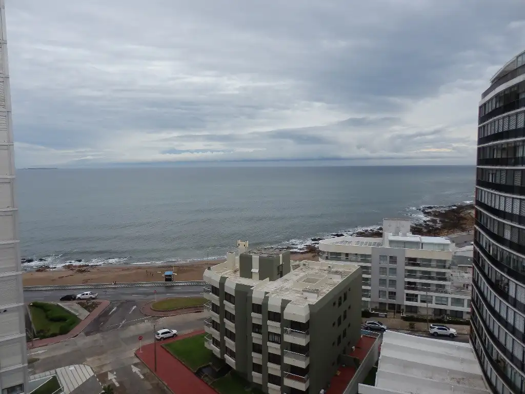 Departamento - Alquiler temporario - Uruguay, PUNTA DEL ESTE - CALLE 15 (El Obenque) 1103