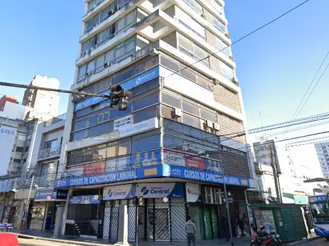 Oficina en venta ubicado en Barrio Parque Gral San Martín