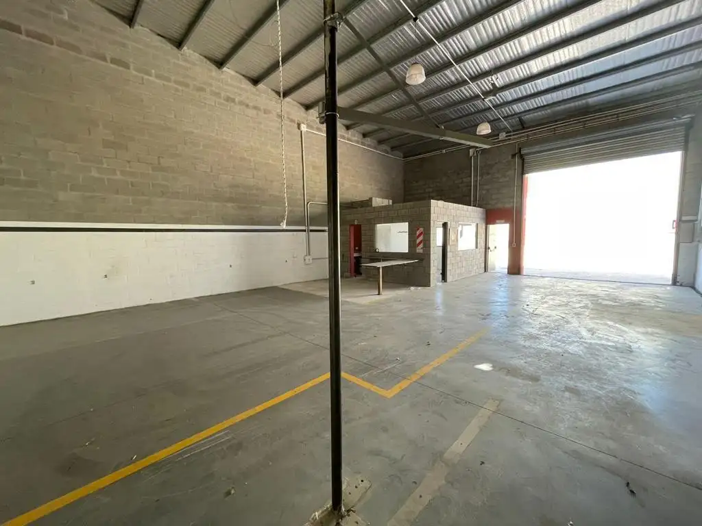 Micro Parque Industrial Depósitos  en Venta Complejo Nogalis - Exaltación de la Cruz