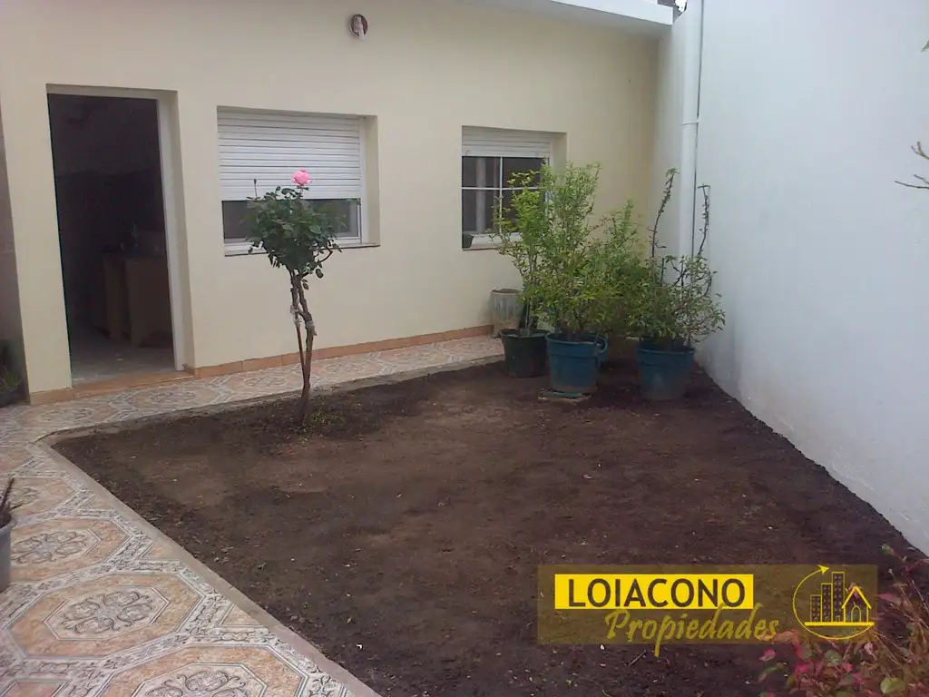 Casa 5 amb con garaje, jardín de invierno y fondo libre - LOIACONO PROPIEDADES