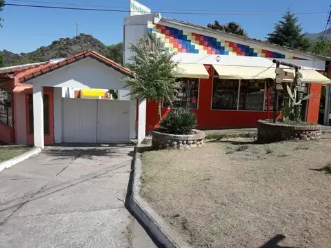 VENTA DE COMPLEJO ,CON LOCALES 